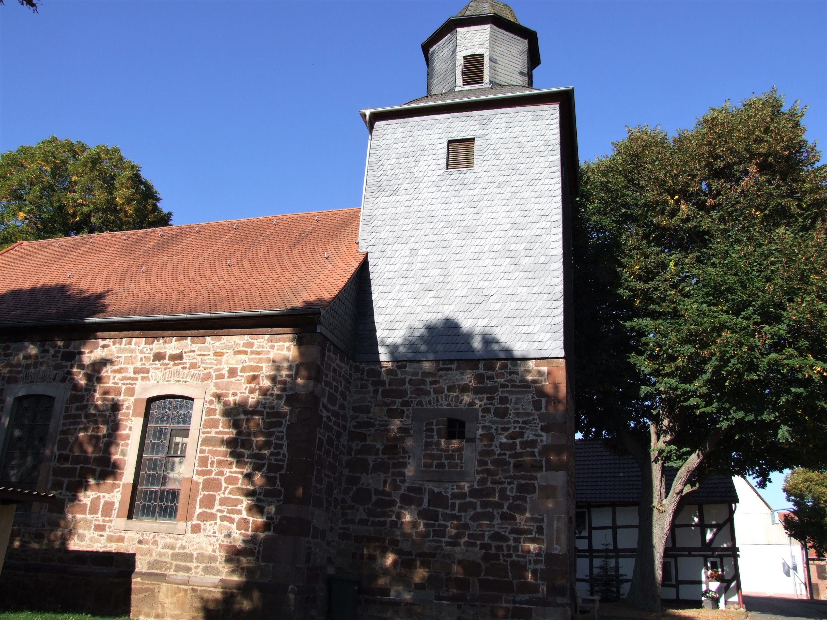 Die evangelische Kirche. (Foto: Uli Klein)