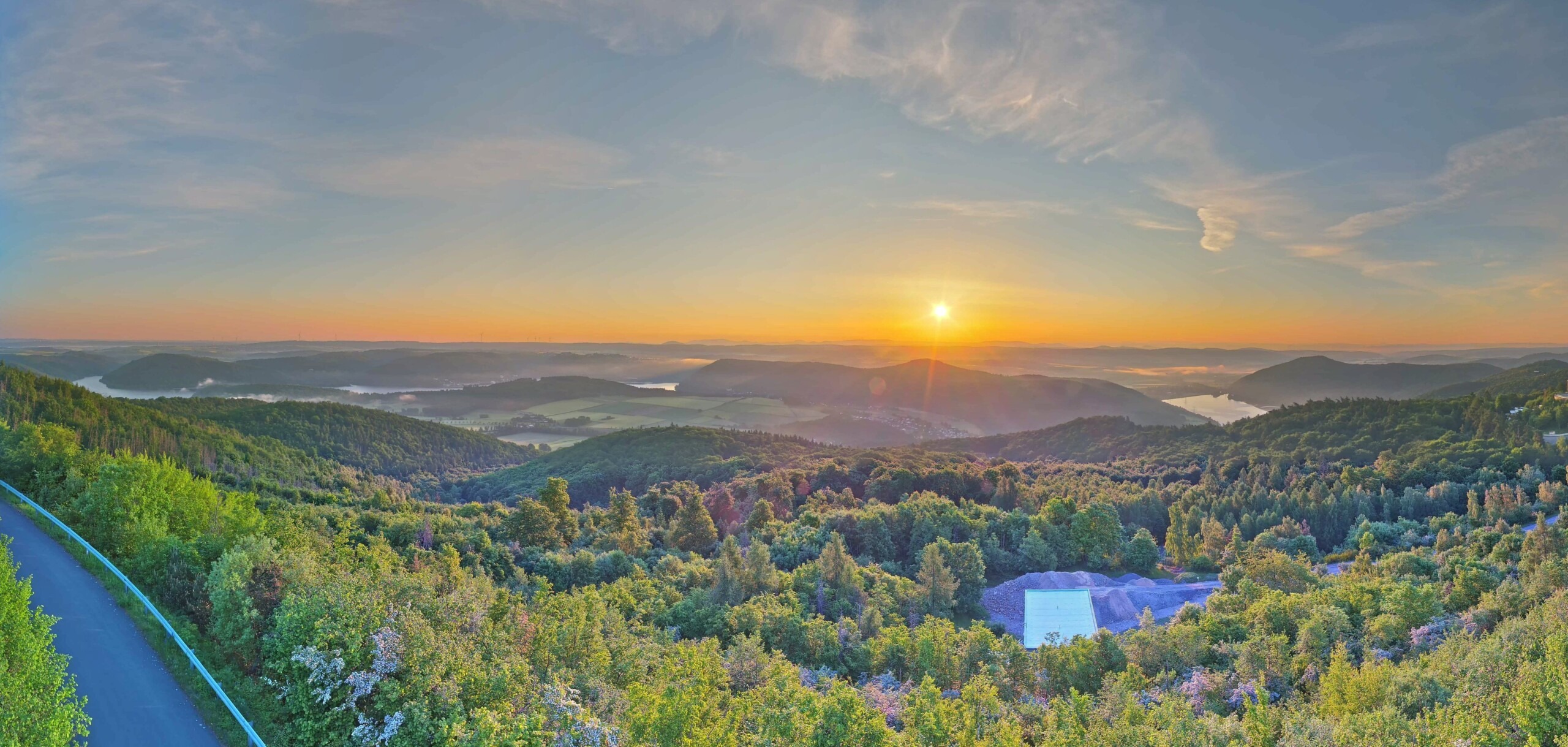 Featured image for “Neue Panorama-Webcam auf dem Peterskopf eröffnet eindrucksvolle Ausblicke auf Edersee und Nationalpark Kellerwald-Edersee”