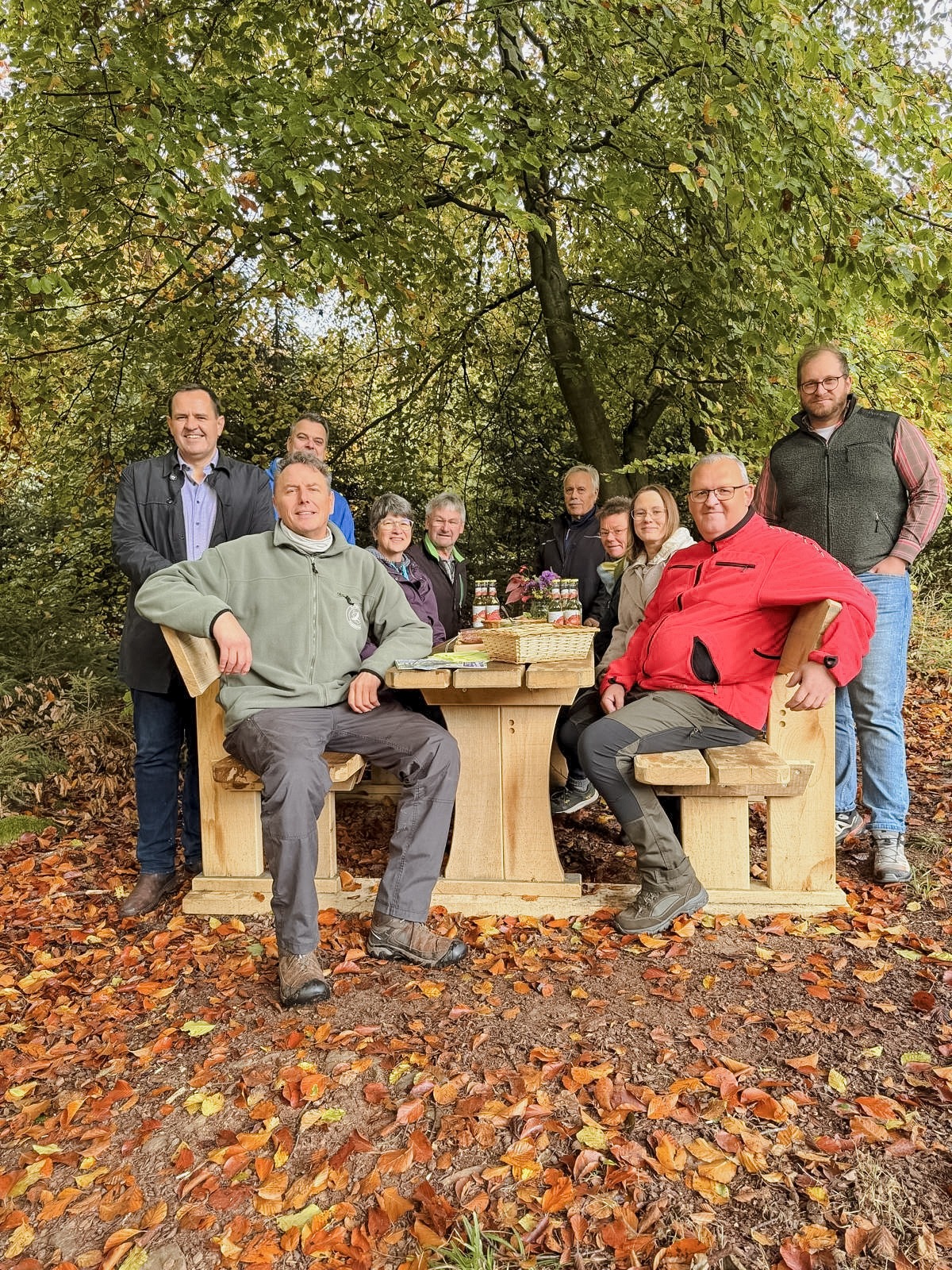 Featured image for “Neue Sitzgruppe für den Rastplatz „Zweiherrenstein“ eingeweiht”